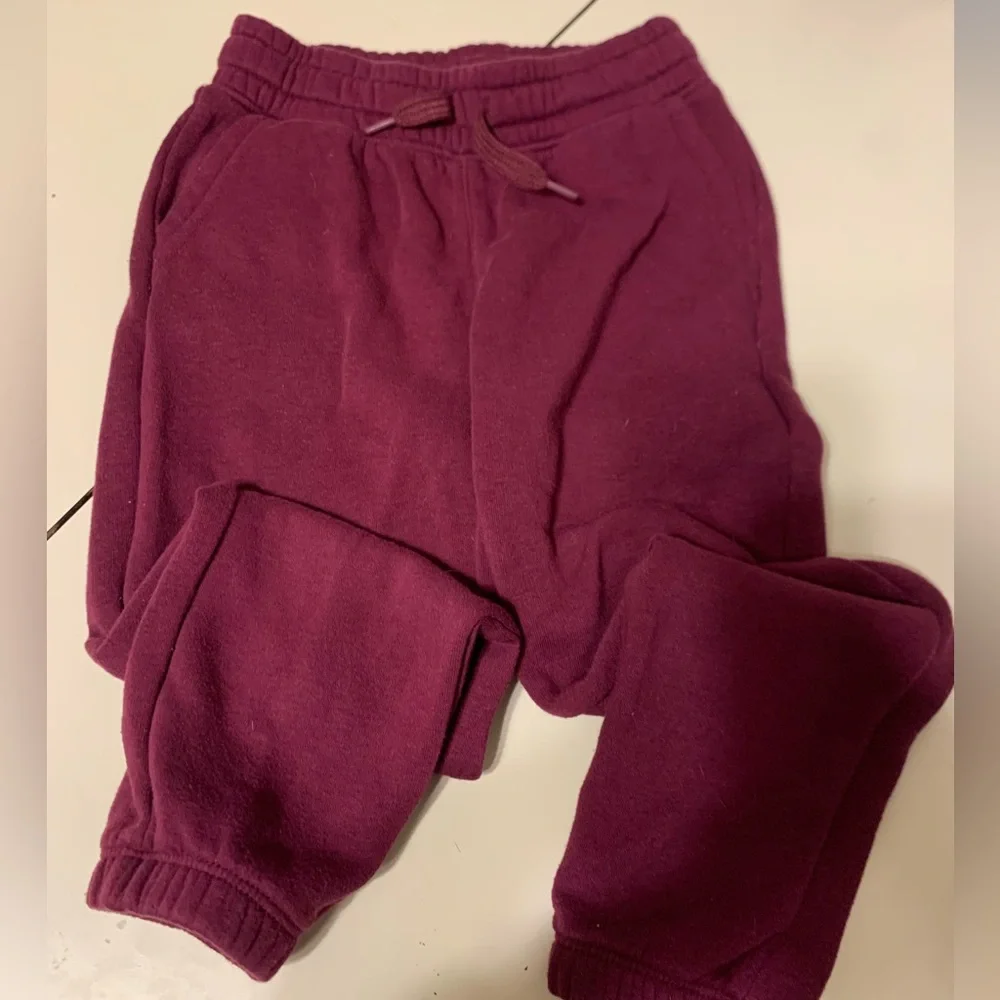 Girls sweatshirt and sweatpants set - Picture 4 of 6